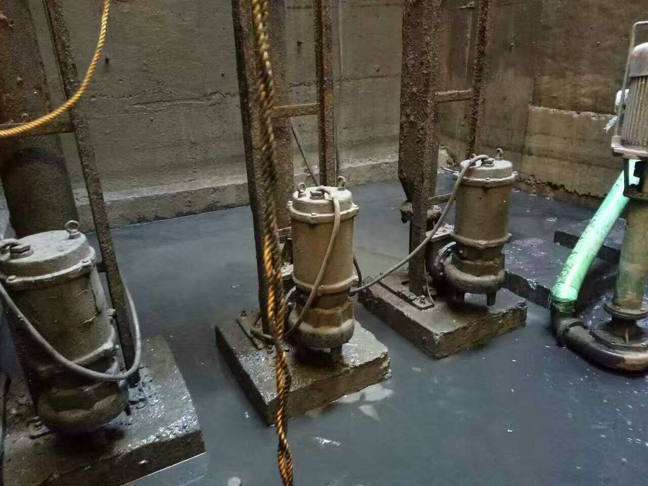 沧县污水池清理